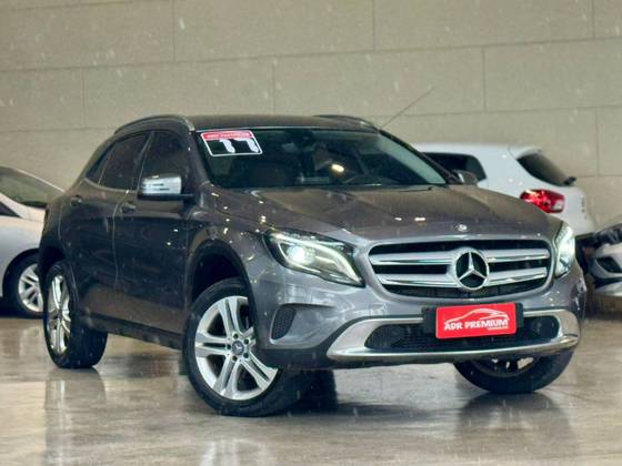 MERCEDES-BENZ GLA 200 1.6 CGI STYLE 16V TURBO FLEX 4P AUTOMÁTICO MERCEDES-BENZ GLA 200 1.6 CGI STYLE 16V TURBO FLEX 4P AUTOMÁTICO